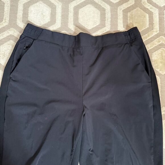ATHLETA Brooklyn Lined Jogger in Black 14 - Picture 6 of 12